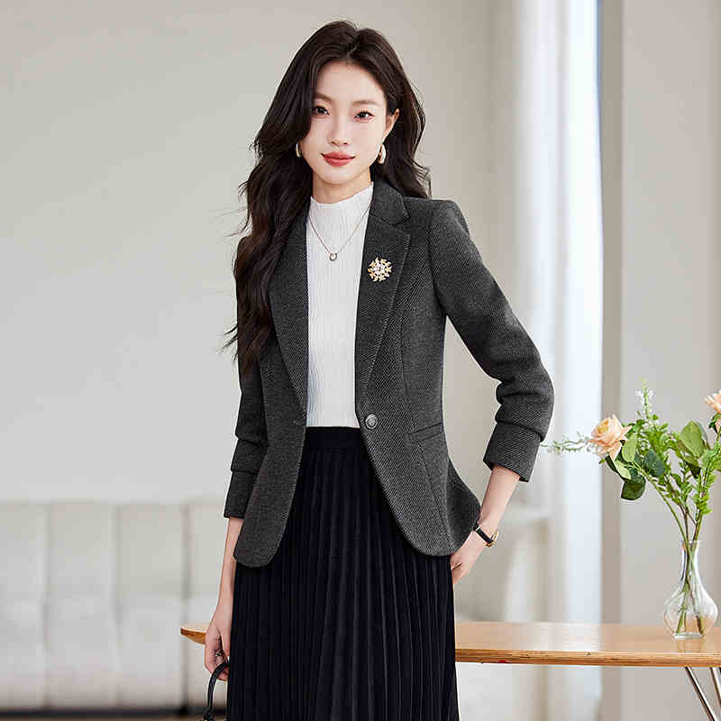 OD1069: Áo blazer kaki nữ tính dáng ôm vừa vặn thời trang thu đông mới nhỏ một cúc ngắn