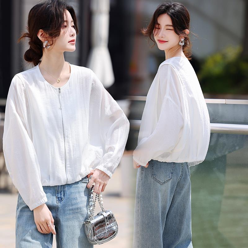 OE919: Áo khoác nữ mỏng cổ tròn phong cách