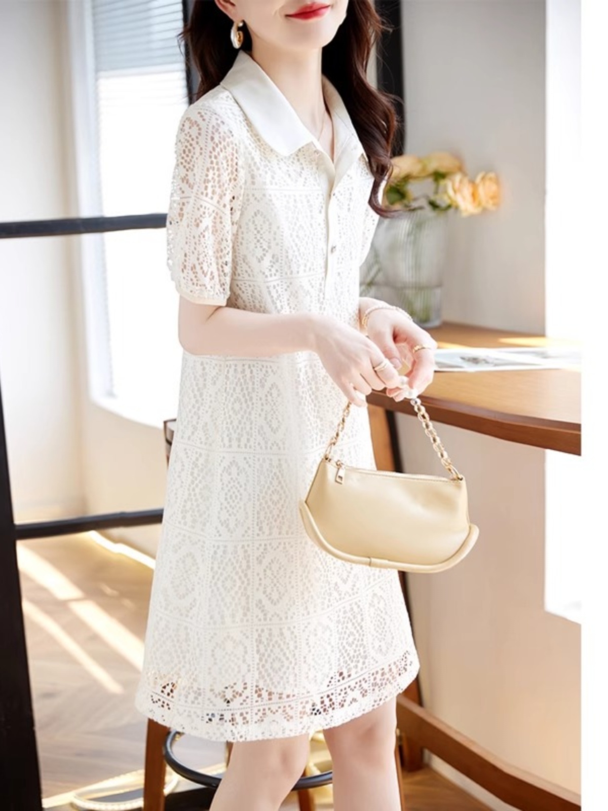 Mã B743: Đầm ren khoét lỗ cho nữ mùa hè phong cách mới
