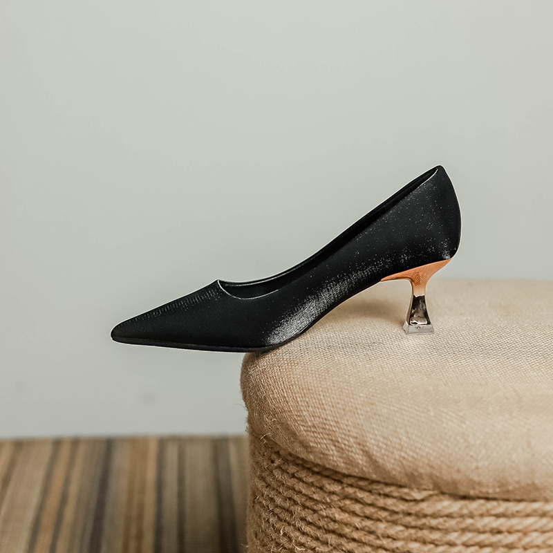 OC780: Giày cao gót mũi nhọn màu đỏ dành cho nữ 3cm 5cm gót nhỏ