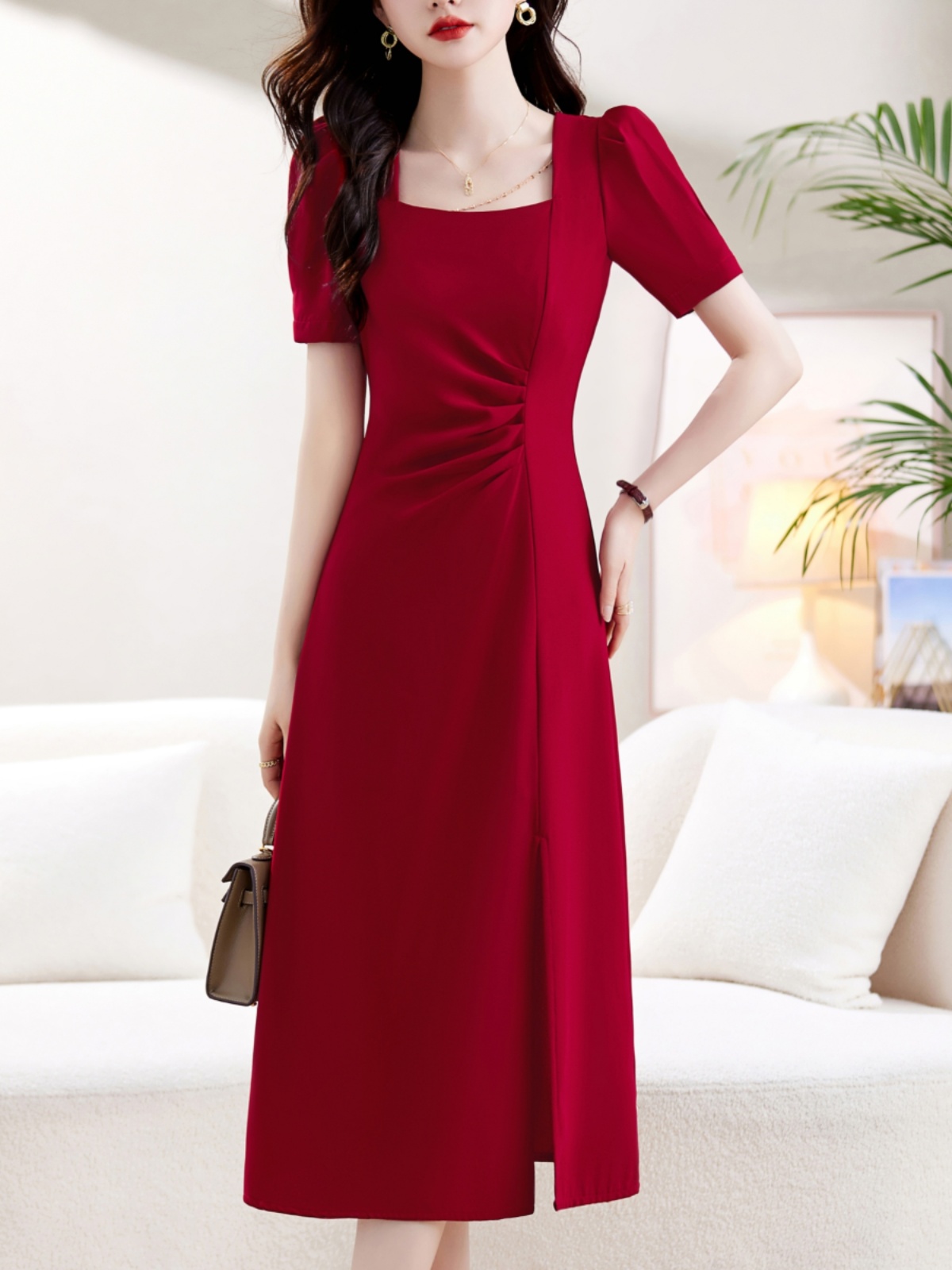 OD617: Đầm dài cổ vuông màu đen đỏ cao cấp