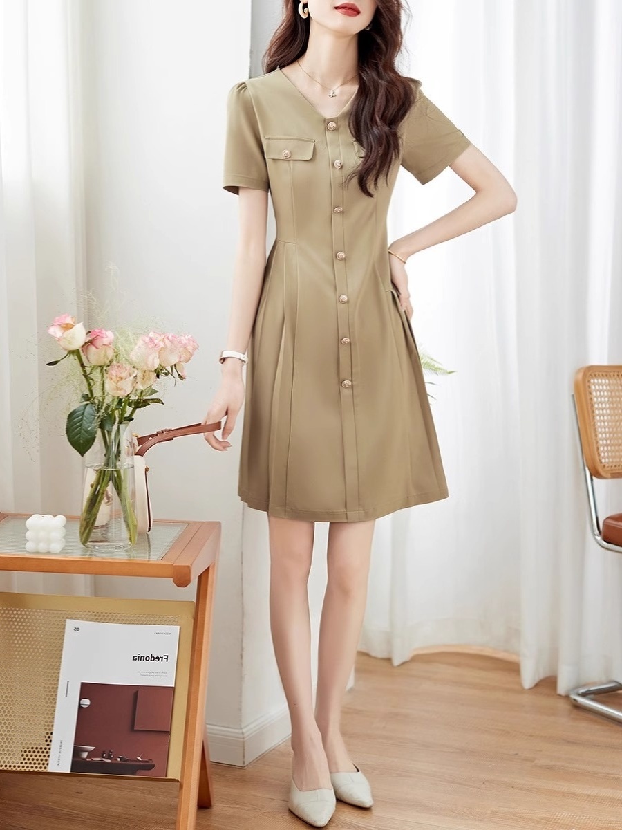 OD564: Váy dài vừa xếp ly eo thon cao cấp