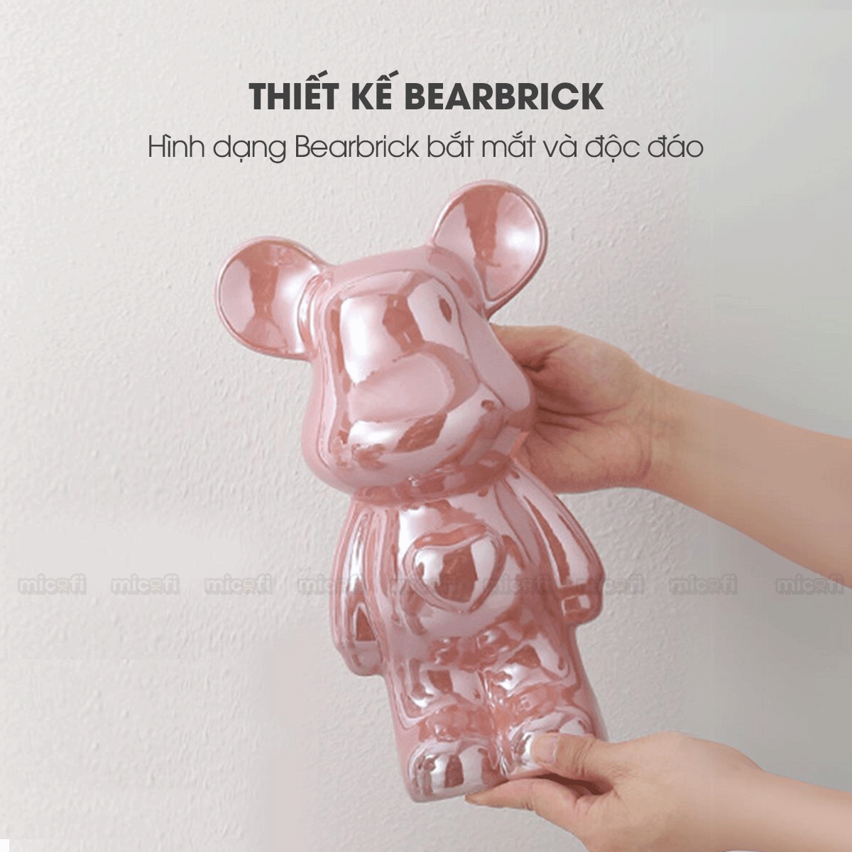 Ống Heo Tiết Kiệm Micofi Gấu Bearbrick, Ống Heo Sứ Trang Trí Mô Hình Bearbrick Decor Trưng Bày, Tượng Đút Tiền Gấu 28CM