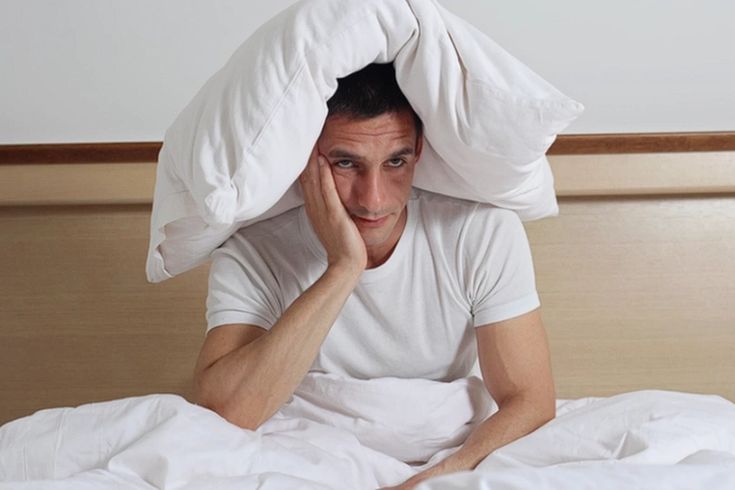 Ngủ không sâu, thức dậy mệt mỏi: Vấn đề nhiều người trẻ đang gặp phải