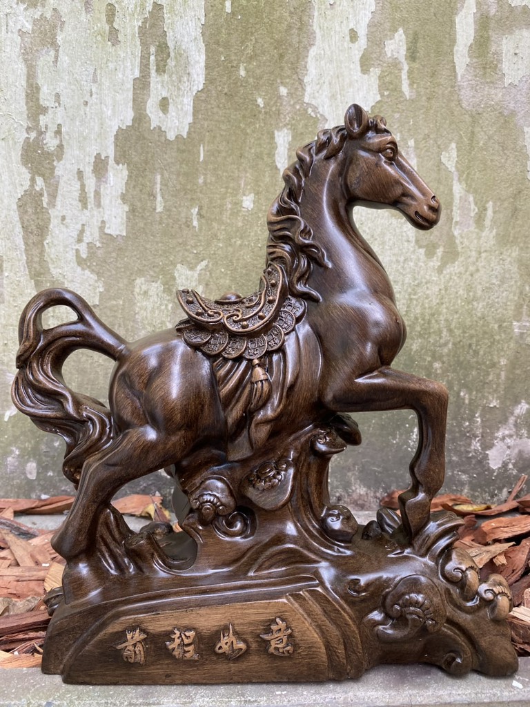 Tượng Ngựa Phong Thủy Dành Cho Người Tuổi Ngọ , Quà Tặng Sinh Nhật, Tân Gia Trang Trí Nội Thất