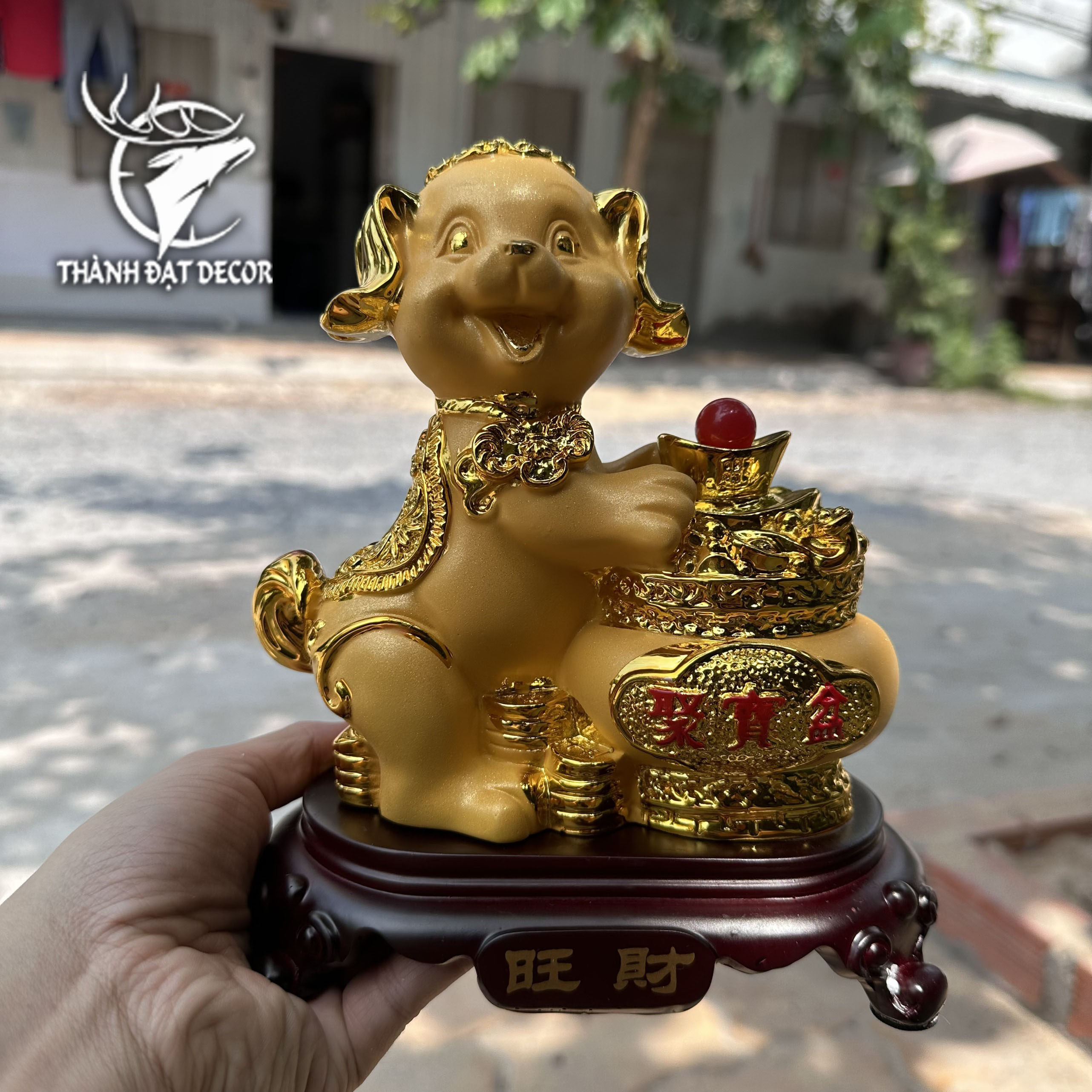 Tượng Phong Thủy Con Chó Đứng Cạnh Bát Tụ Bảo Dành Cho Người Tuổi Tuất, Quà Tặng Sinh Nhật, Tân Gia, Khai Trương Decor