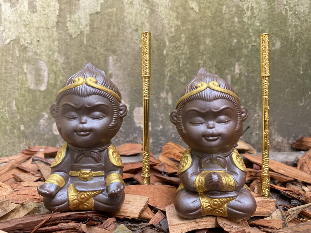 Tượng Tôn Ngộ Không Bái , Tượng Tôn Ngộ Không Thiền Bằng Gốm