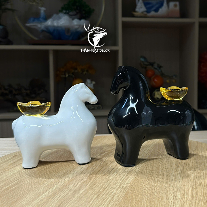 Cặp Tượng Ngựa Đen Trắng Bằng Gốm Sứ Tráng Men, Quà Tặng Decor Tân Gia Khai Trương, Sinh Nhật