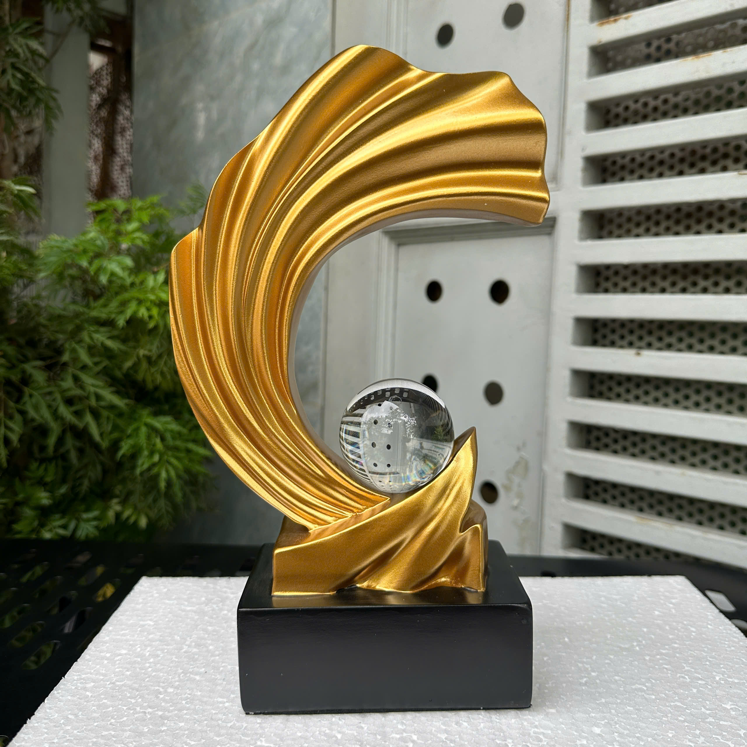 Tượng Decor Sóng Pha Lê – Quà Tặng Tân Gia, Khai Trương, Trang Trí Phong Thủy Sang Trọng