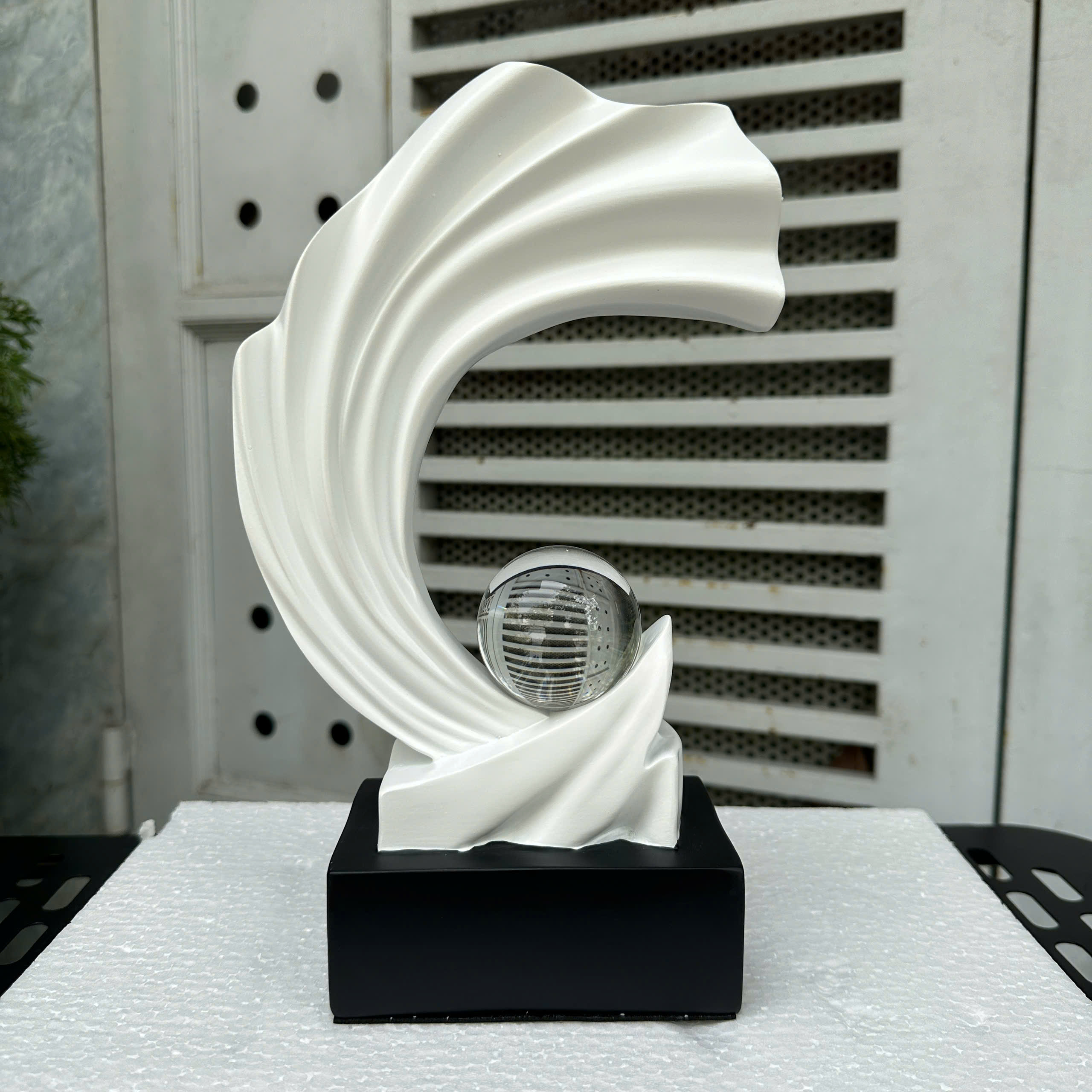 Tượng Decor Sóng Pha Lê – Quà Tặng Tân Gia, Khai Trương, Trang Trí Phong Thủy Sang Trọng