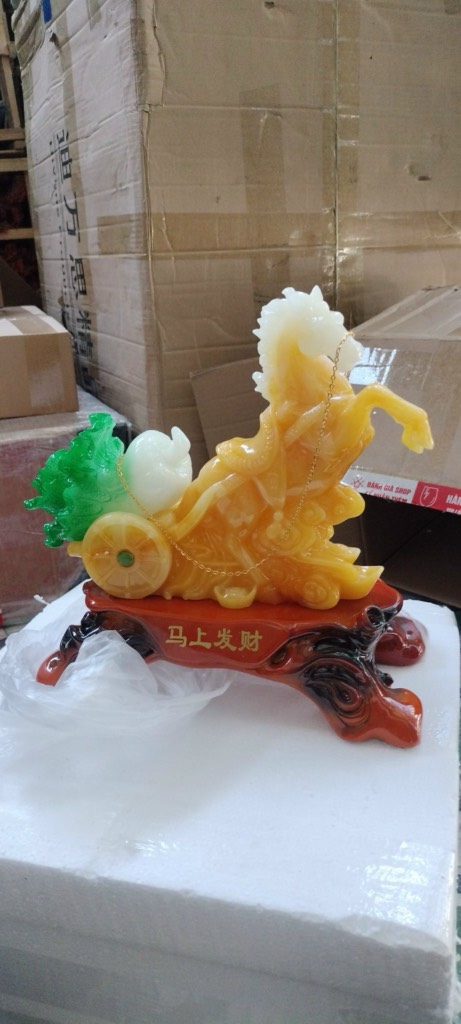 Tượng Ngựa Phong Thủy Dành Cho Người Tuổi Ngọ Size 30, Trang Trí Nhà Cửa, Quà Tặng Tân Gia Khai Trương, Mã Đáo Thành Côn