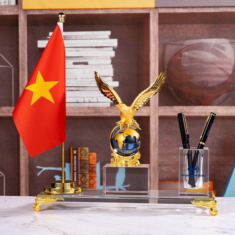 Hộp Bút Ống Đựng Bút Doanh Nhân,Thuyền Thuận Buồn Xuôi Gió Để Bàn Pha Lê Quà Tặng Khai Trương Tặng Sếp Giám Đốc Lãnh Đạo