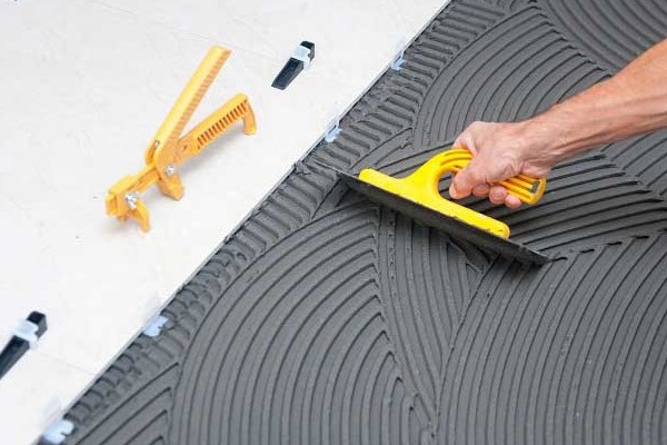 Keo dán gạch là gì? Có nên dùng keo dán gạch lát nền nhà và ốp tường?