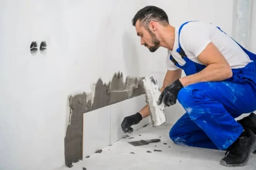 Tại sao phải dùng keo dán gạch? 10 lợi ích mà bạn cần biết