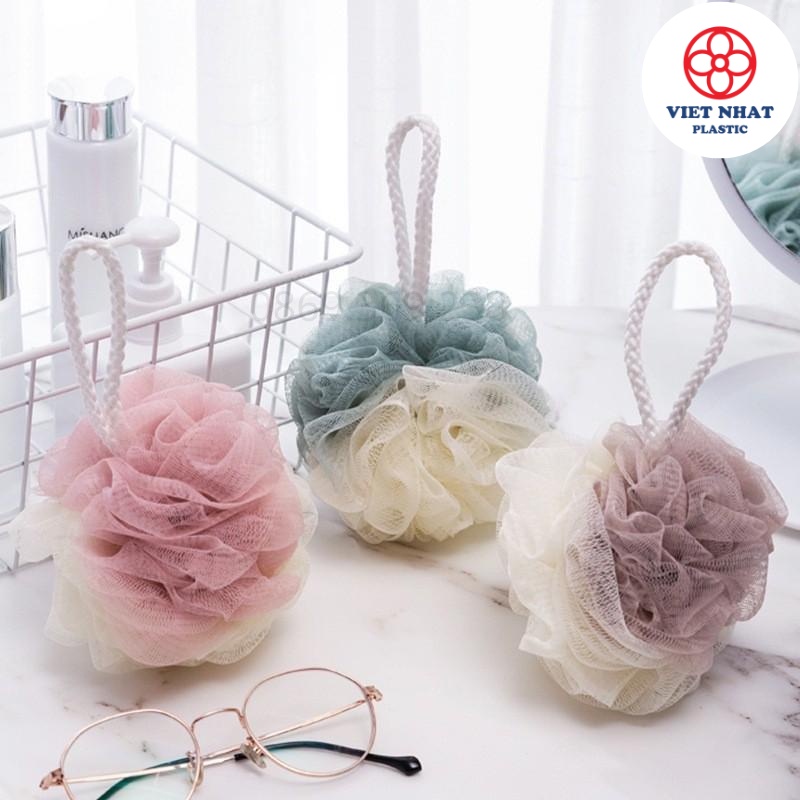 Bông tắm lưới tròn, dài mềm mịn có dây treo