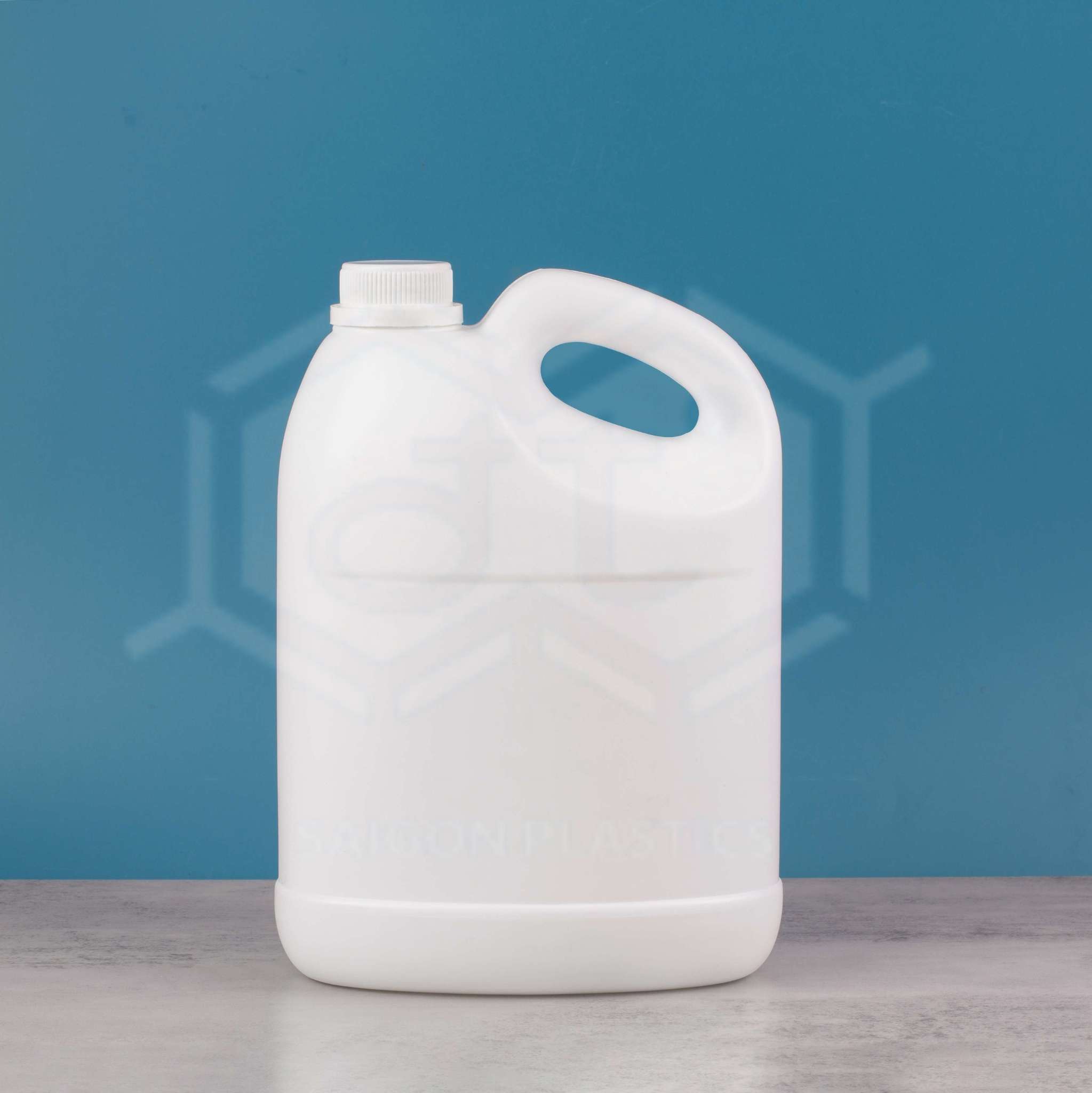 CAN NHỰA HDPE 3800ML