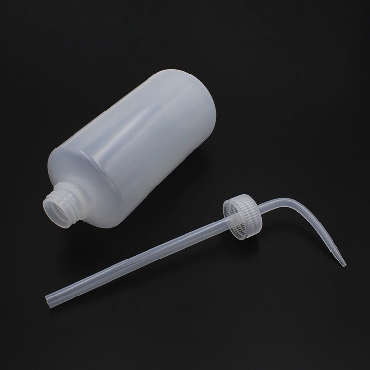 CHAI NHỰA PP/LDPE ĐỰNG THUỐC NƯỚC GỒM XI LANH ĐO; DUNG TÍCH 100ML - 500ML