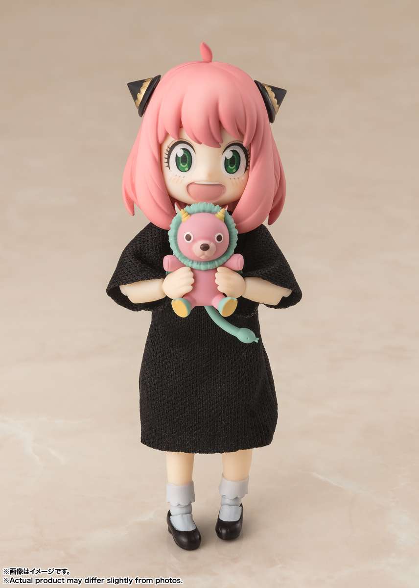S.H.Figuarts Spy x Family: Anya Forger (Casual Attire)