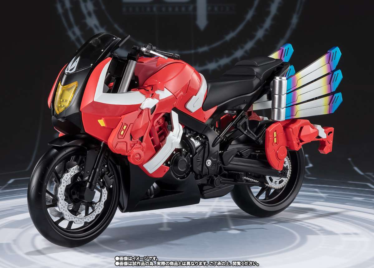 S.H.Figuarts: Boostriker