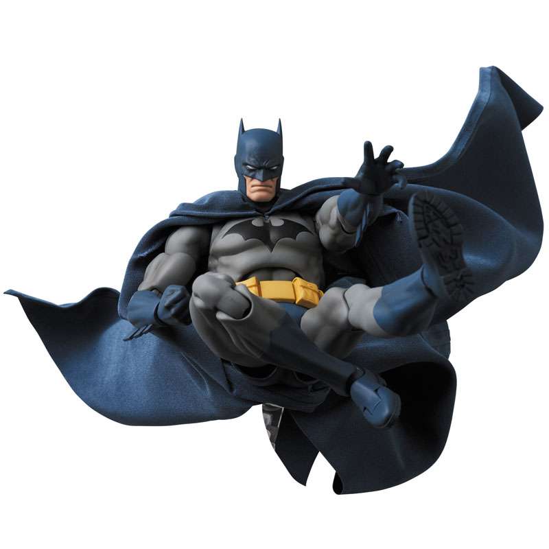 Mafex 105: Mafex Batman (Hush ver.) (tái bản)