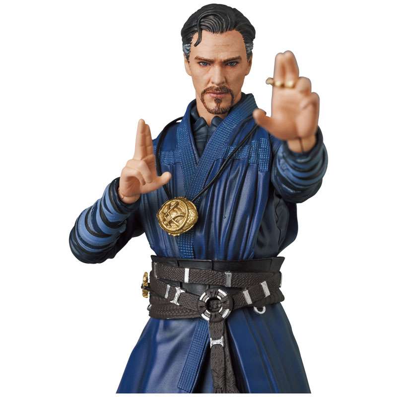 Mafex 152: Mafex Dr.Strange (Infinity War ver.)