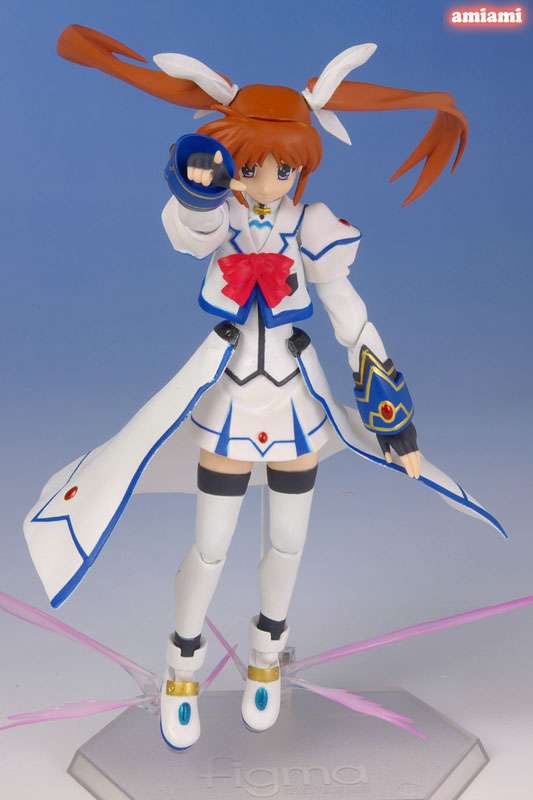 Figma 005: Nanoha Takamachi - Barrier Jacket ver. (Magical Girl Lyrical Nanoha)