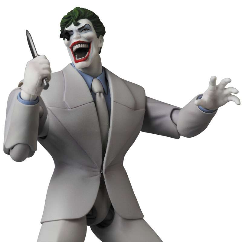 Mafex 124: Mafex The Joker (The Dark Knight Returns)