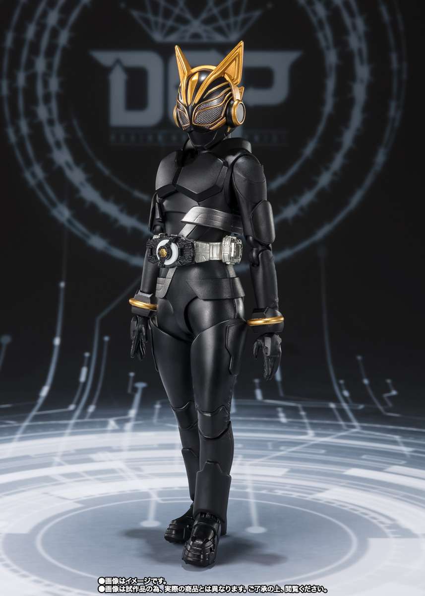 S.H.Figuarts: Kamen Rider Nago Entry Raise Form & Entry Raise Set
