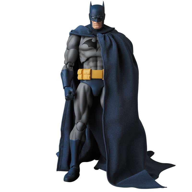 Mafex 105: Mafex Batman (Hush ver.) (tái bản)