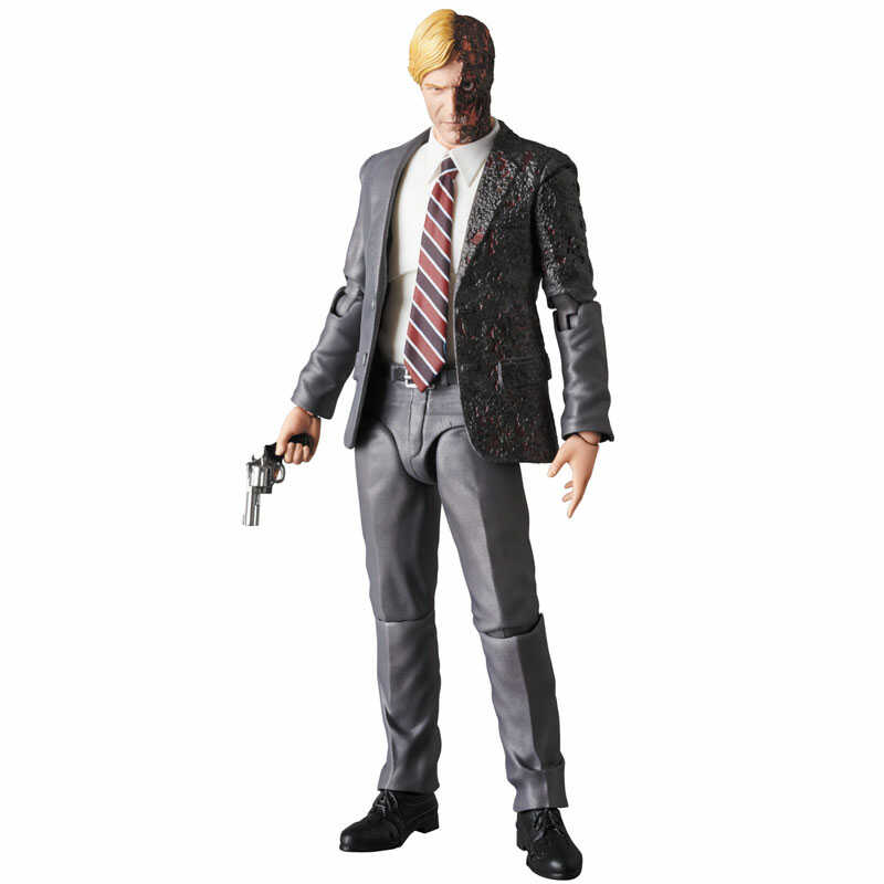 Mafex 054: Mafex Harvey Dent (Two Face)