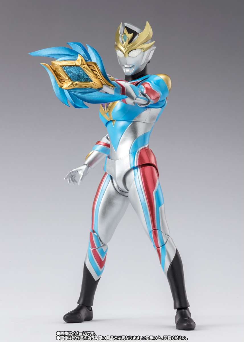 S.H.Figuarts: Ultraman Decker Dynamic type