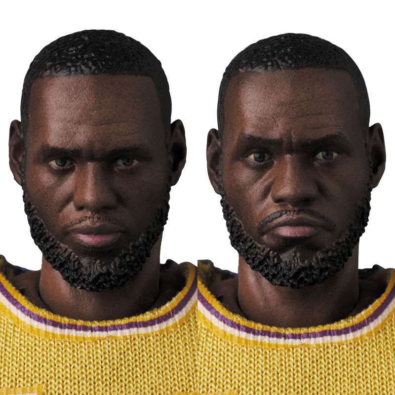 Mafex 127: Mafex LeBron James (Los Angeles Lakers)