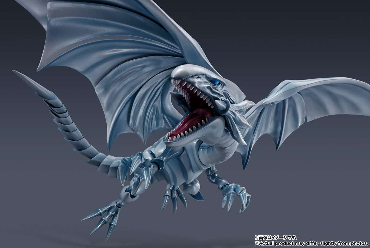 S.H.MonsterArts: Blue-Eyes White Dragon (YugiOh)