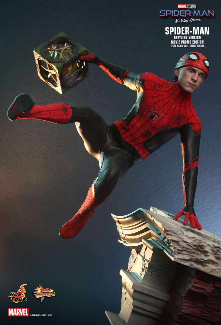 Hottoys MMS625: Hottoys Spiderman - Battling ver. (Spiderman: No Way Home)