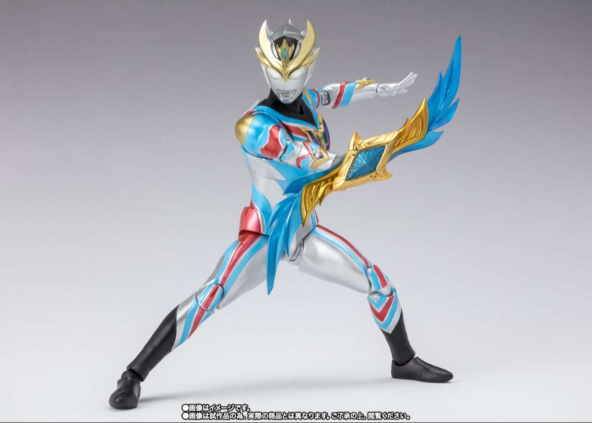S.H.Figuarts: Ultraman Decker Dynamic type