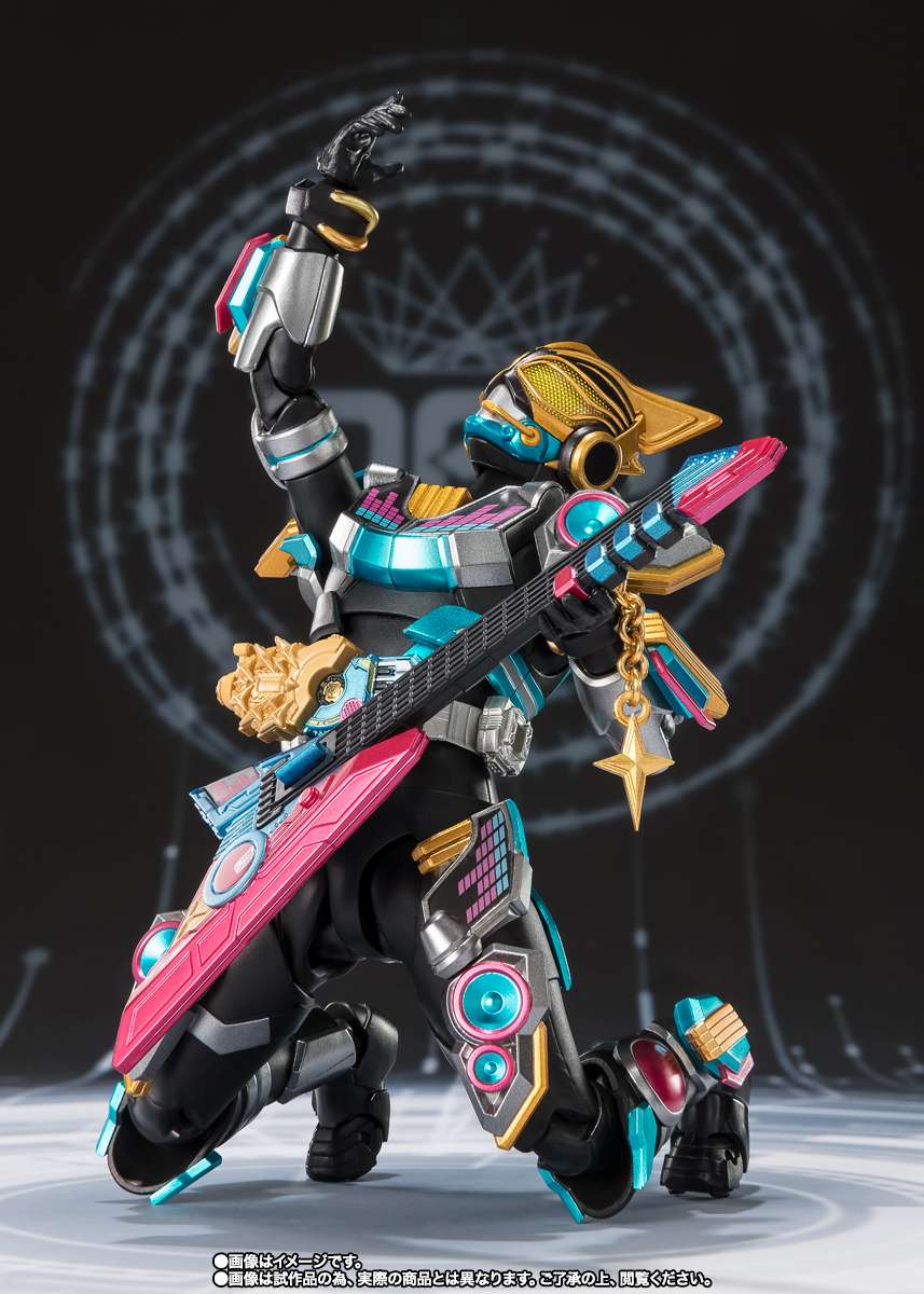 S.H.Figuarts: Kamen Rider Nago Fever Beat Form