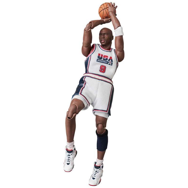 Mafex 132: Mafex Michael Jordan (1992 Team USA)