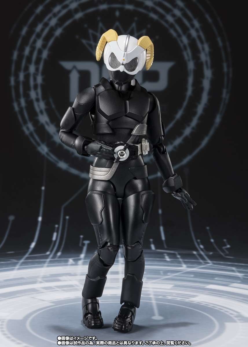 S.H.Figuarts: Kamen Rider Nago Entry Raise Form & Entry Raise Set