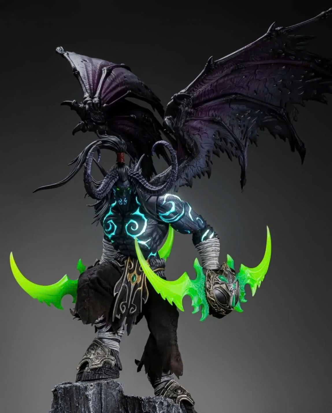 Hero Toys: Illidan Stormrage - Demon Hunter black ver. (World of Warcraft)