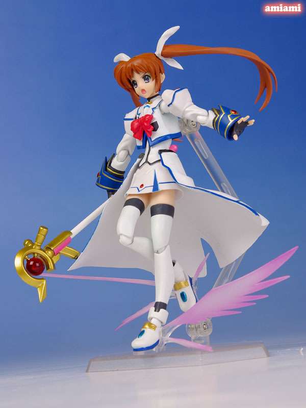 Figma 005: Nanoha Takamachi - Barrier Jacket ver. (Magical Girl Lyrical Nanoha)