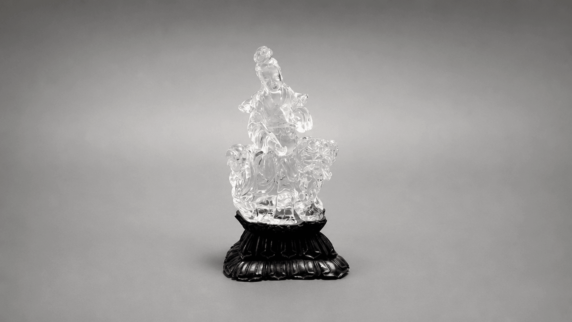 Thạch anh trắng – Mảnh ánh sáng nghìn năm được thời gian giữ lại