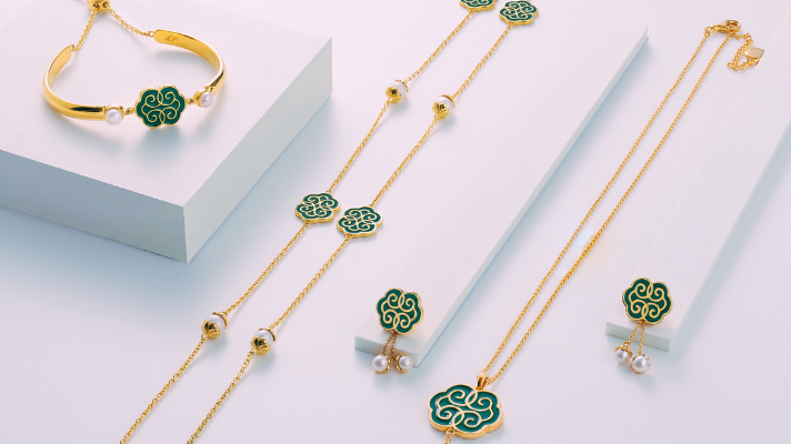 Dấu ấn Lịch Sử và Biểu Tượng trong Trang Sức Cổ Truyền Đông Á