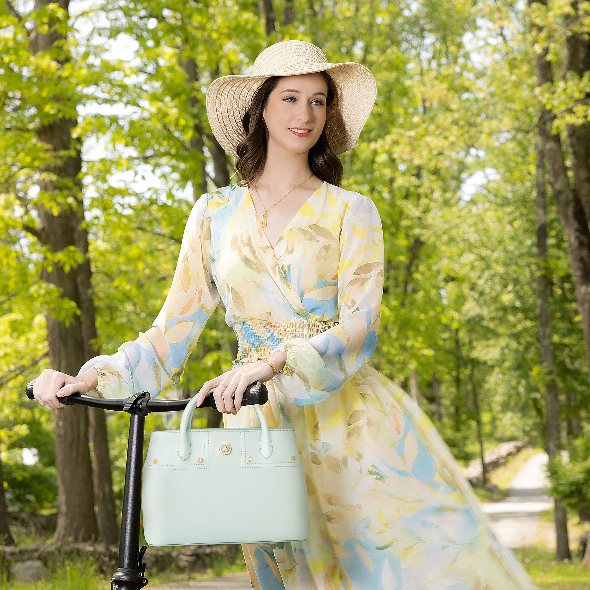 Túi tote nhỏ Tinh Thần Hoa Mộc Lan