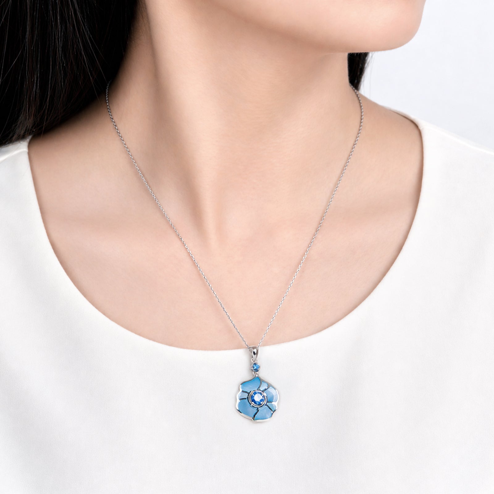 Dây chuyền Vũ Vận Hoa Khai - Màu xanh