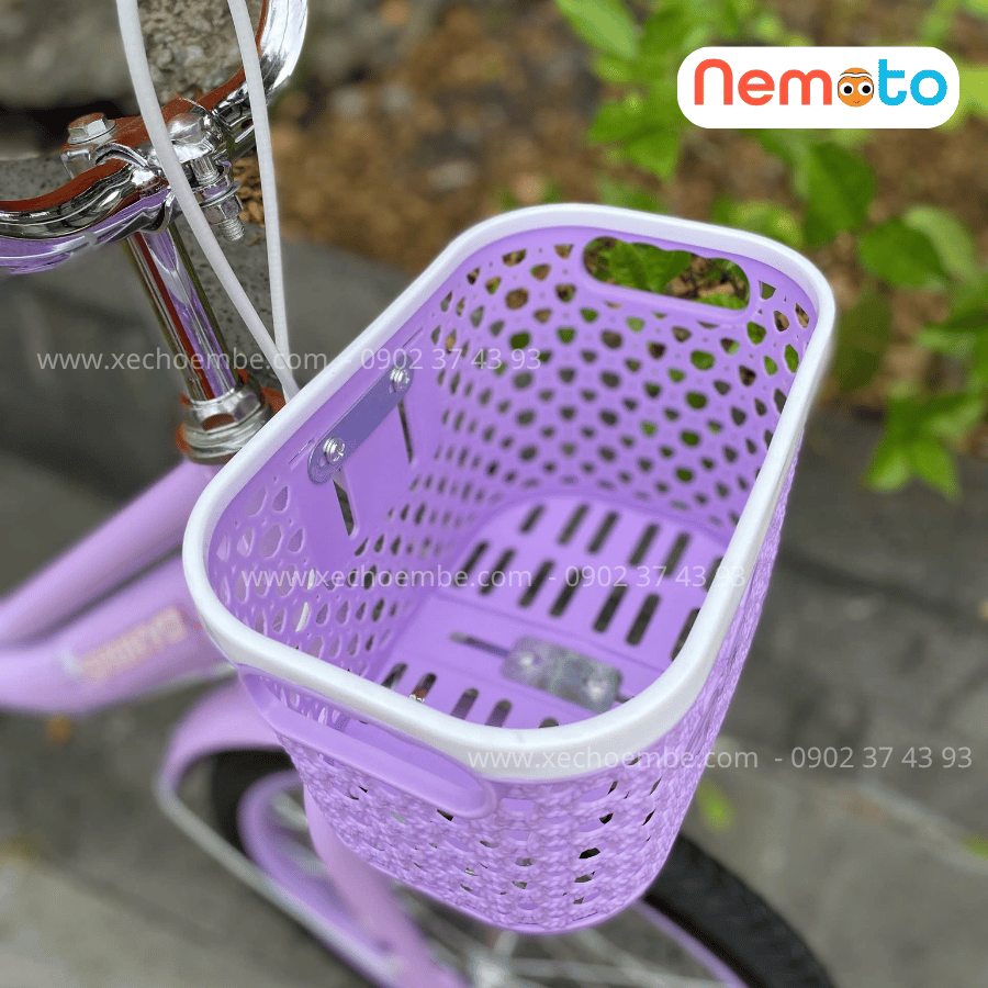 Xe Đạp Bé Gái Xinh Xắn Shukyo Kitty size 18inch  Có Giỏ Và Yên Sau