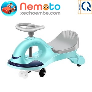 XE LẮC CÓ ĐÈN NHẠC CHO BÉ