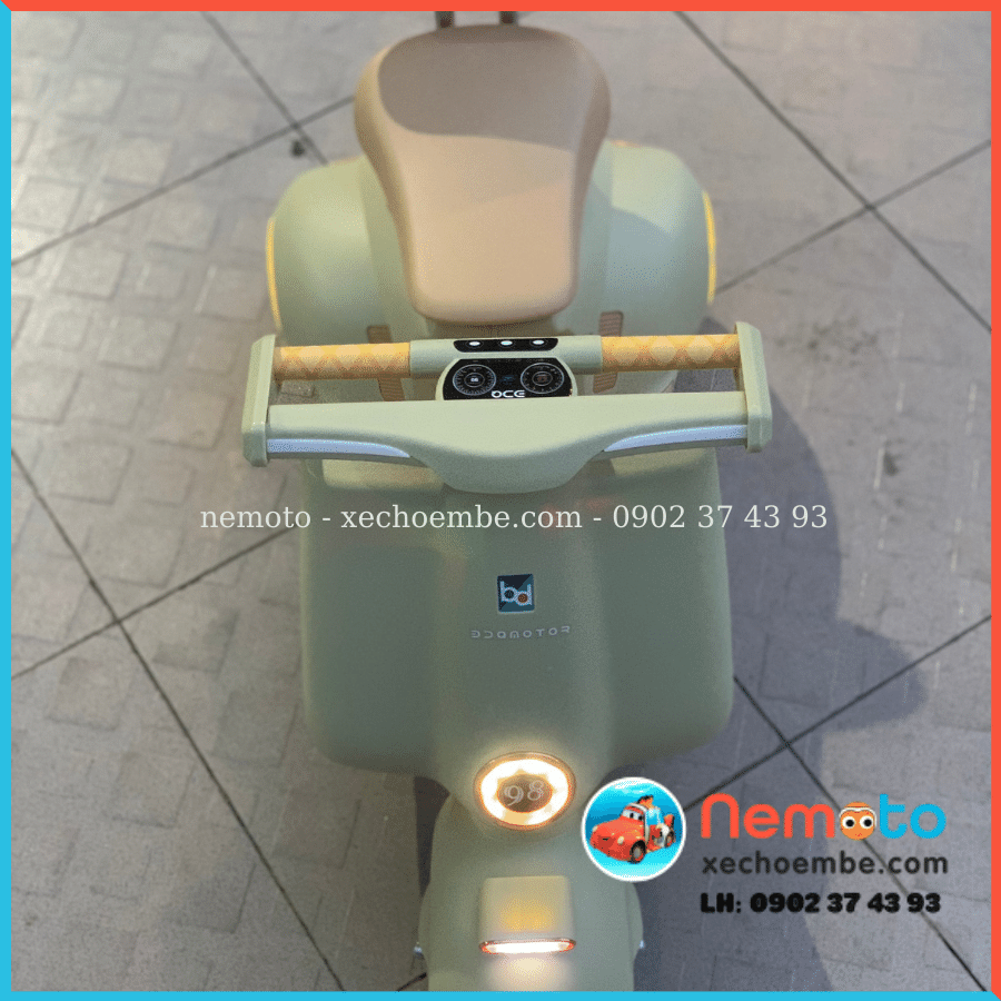 XE MÁY ĐIỆN VESPA SIÊU SANG CHO BÉ YÊU