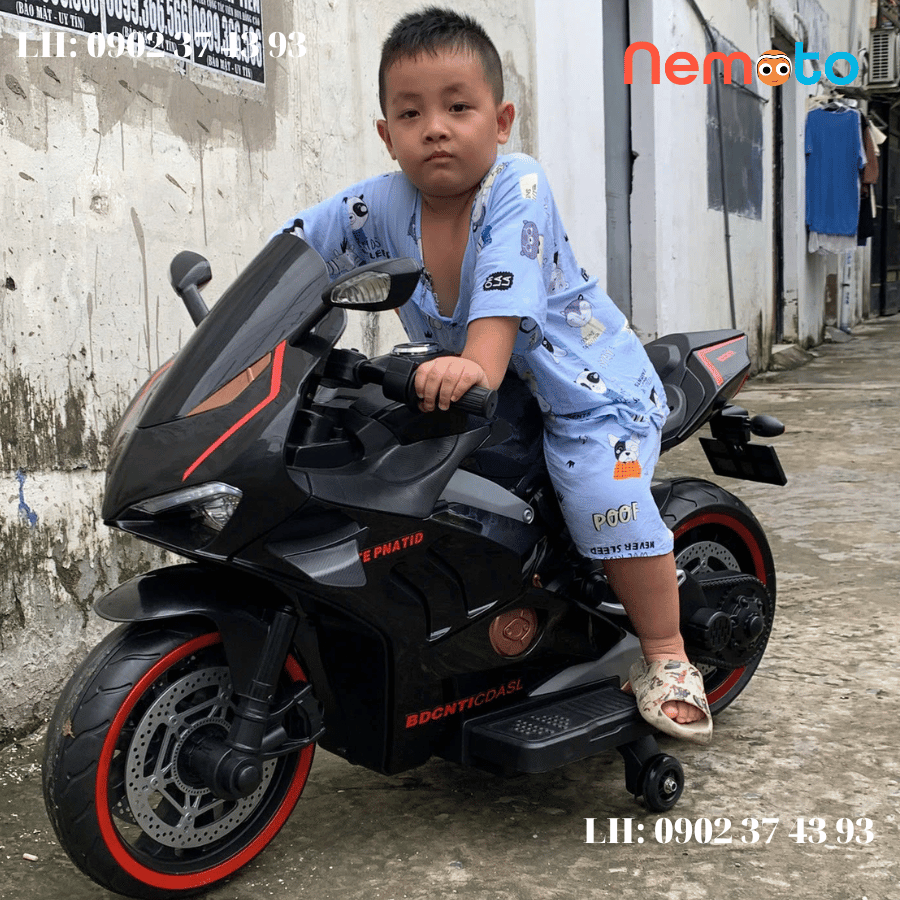 XE MÔ TÔ THỂ THAO CHO BÉ TRAI MÃ V5