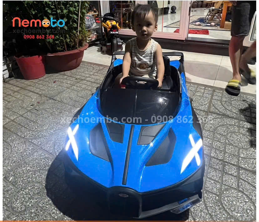 XE Ô TÔ ĐIỆN THỂ THAO TRẺ EM MÃ 208