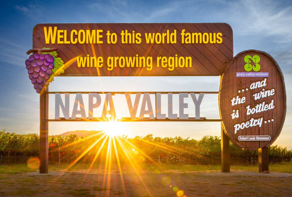 Tìm hiểu rượu vang đỏ chát của Napa Valley, California, USA